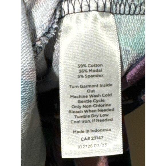 T by Talbots Navy Floral 1/4 Zip Size 2X - Picture 5 of 5